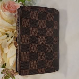 louis vuitton wallets for women clearance sale